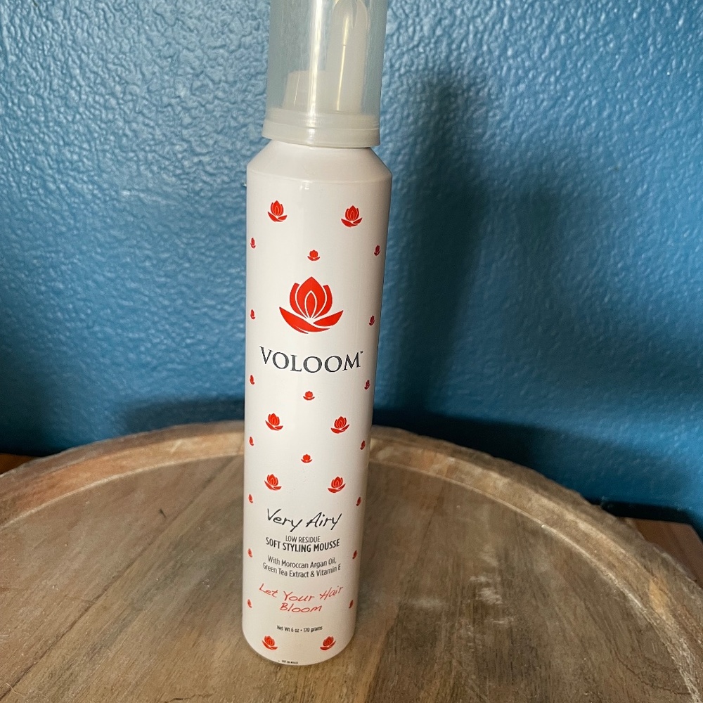 VOLOOM VERY AIRY LOW RESIDUE SOFT STYLING MOUSSE